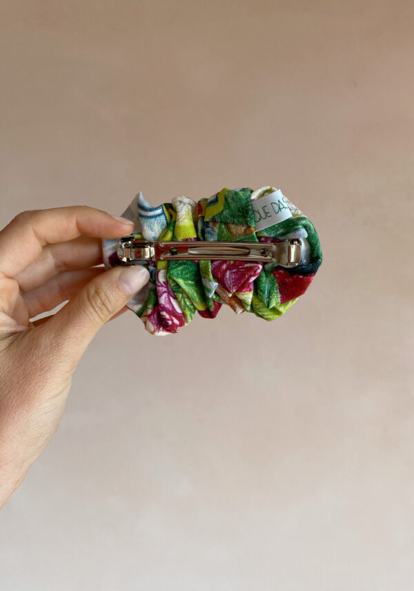 flowers hair-clip