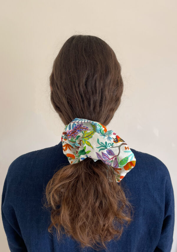 tropicalia scrunchie